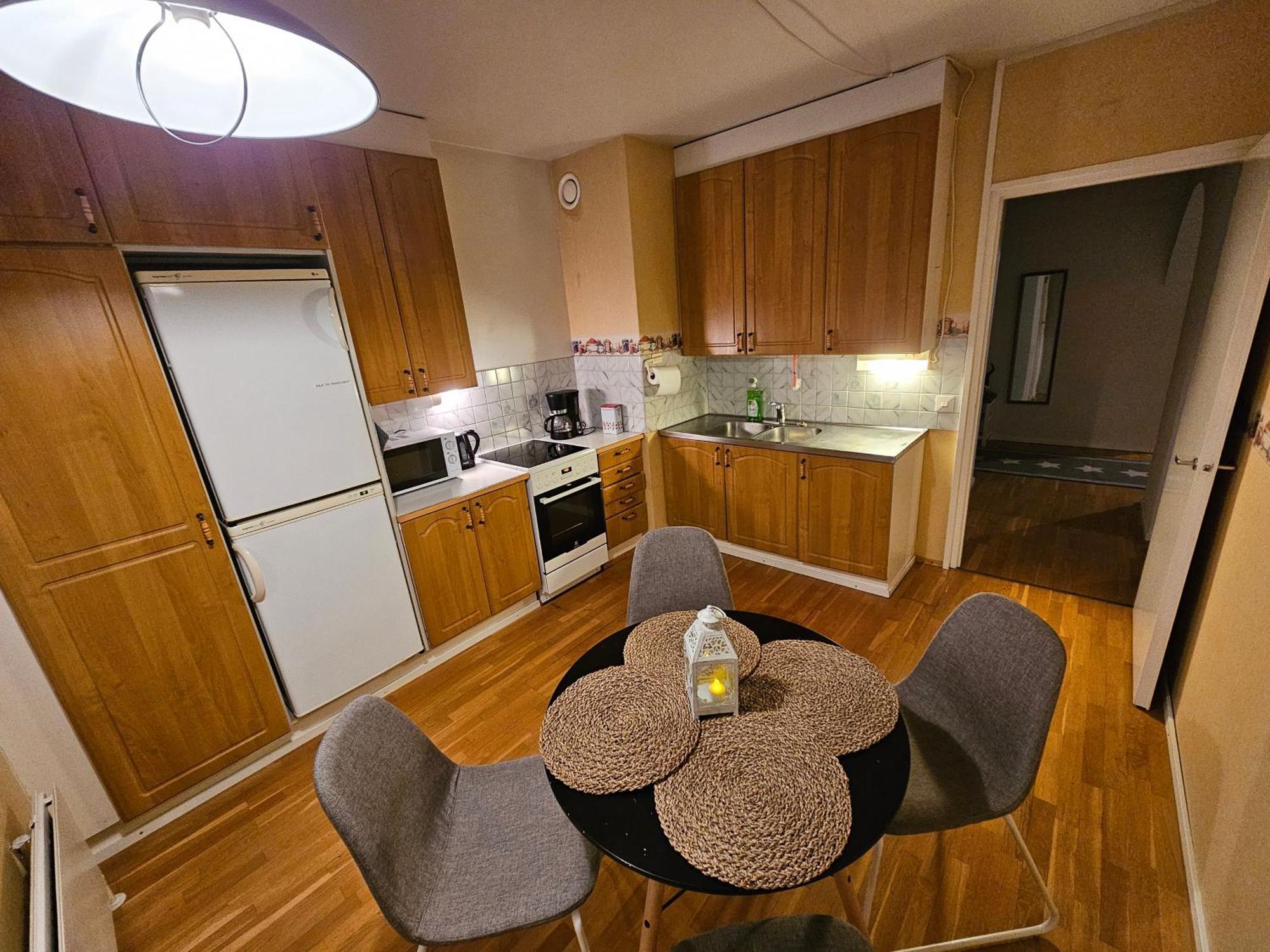 Cozy Korkalovaara Top Floor Apartment روفانييمي المظهر الخارجي الصورة